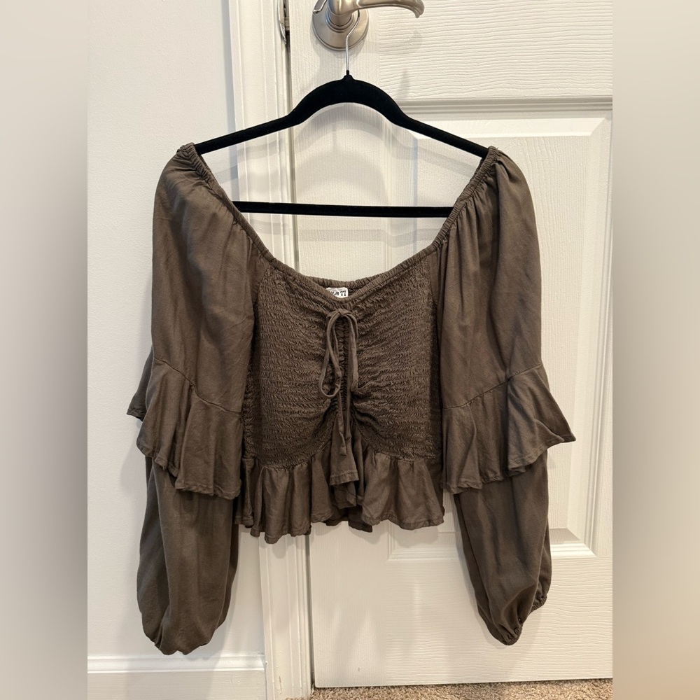 Bila-77 Green Ruffled Blouse - Never Worn